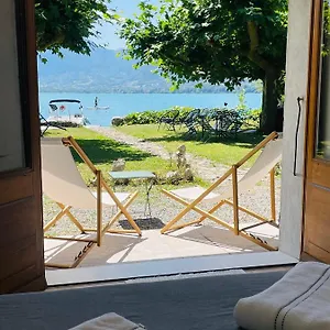  Couette-café Les Clapotis Pieds Dans L Eau Lac D Annecy France