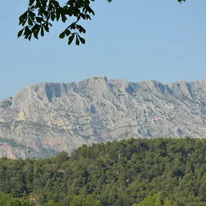Domaine De Valbrillant Meyreuil